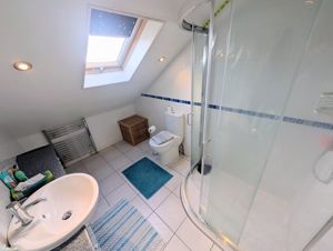 Photo 9- click for photo gallery